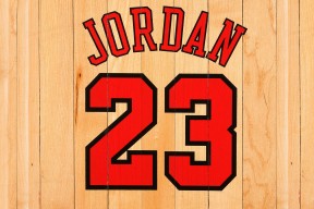 开云体育登录-F1街道赛之夜，黄喜灿，当聚光灯成为他的燃料