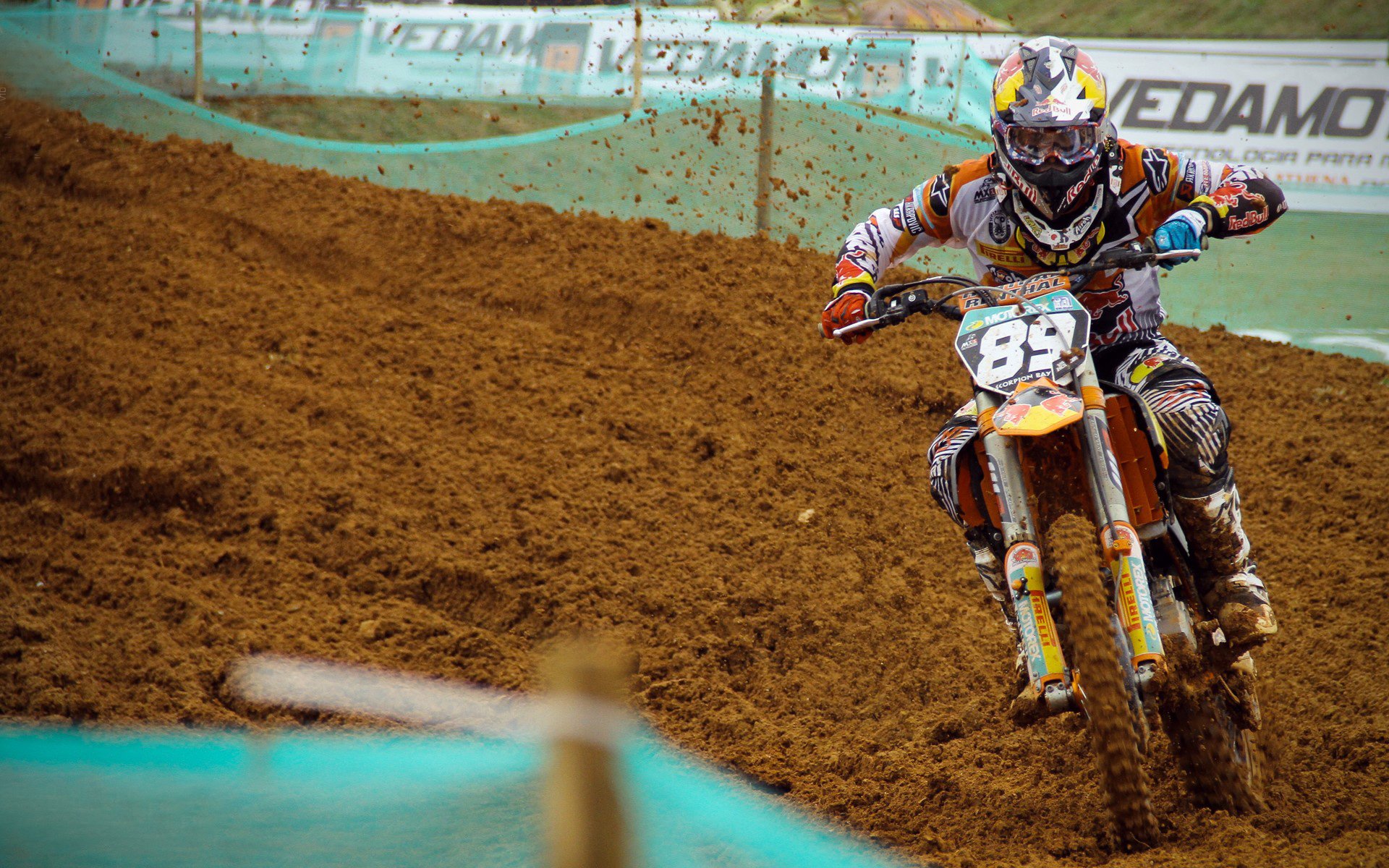 2026世界杯焦点战，湖人拿下新疆队，当篮球成为世界语