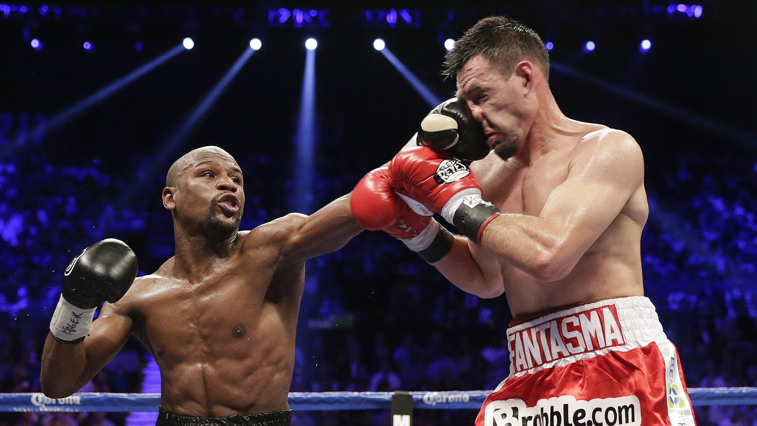 马里击溃皇马，当非洲铁骑碾过欧洲王冠，托尼成为关键先生